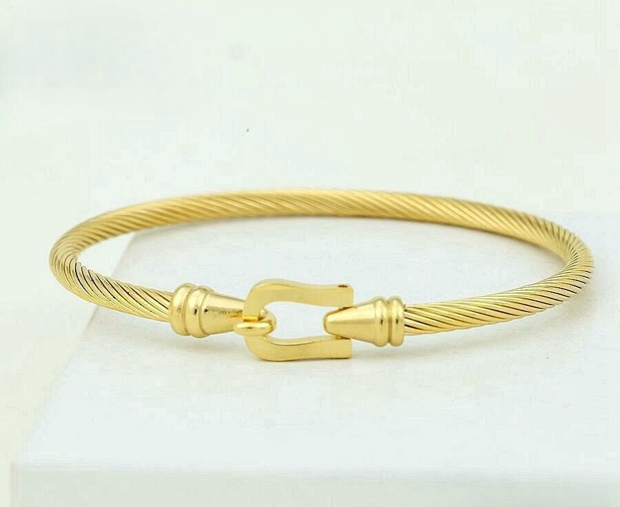 Golden Wire Bracelet